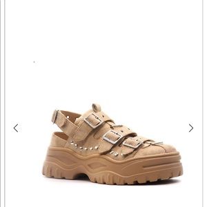 NIB Cape Robbin CARDI SANDALS-NUDE